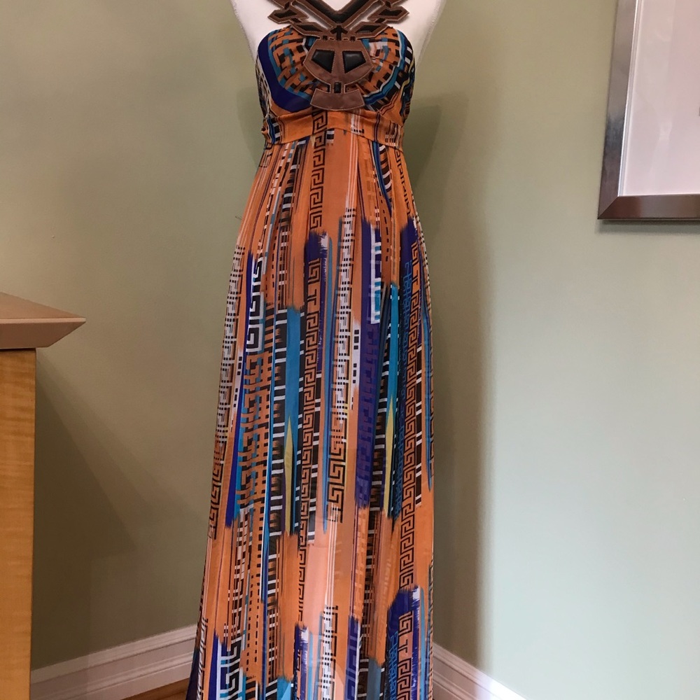 🌺Maxi Lined Opened Back Adorned Dress, Size M - Picture 4 of 14